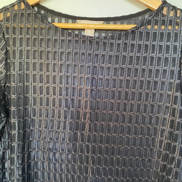 Banana Republic Black Sheer Patterned Blouse Size Medium - Picture 3 of 6